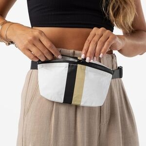 Aloha Collection Le Voyageur Striped Mini Hip Pack Lux/White
